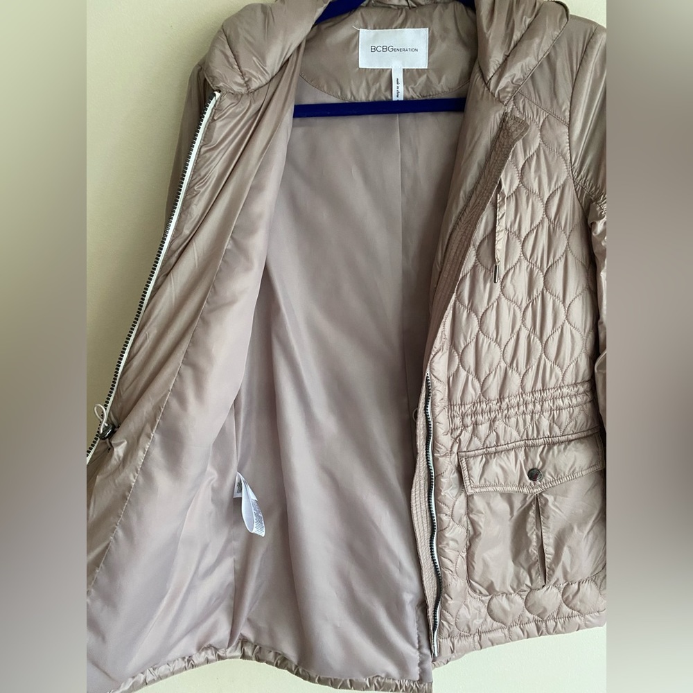 BCBG Generation jacket / dusty rose color/ perfect co dilution/ never worn/